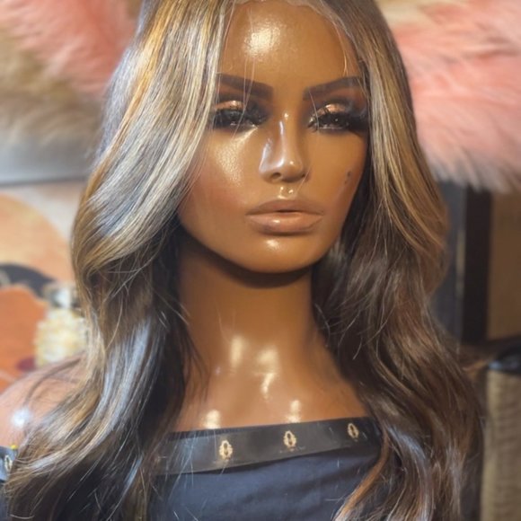 Danity - Raw Cambodian 5x5 Transparent Lace Closure Glueless Wig - Picture 3 of 3